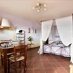 Κατάλυμα σε φάρμα Borgo Campetroso *