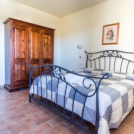 Borgo Campetroso *